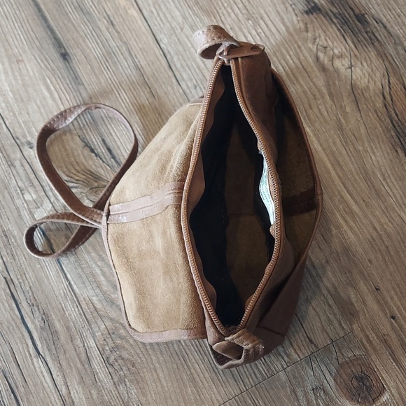 Genuine Leather Purse - Picture 4 of 9